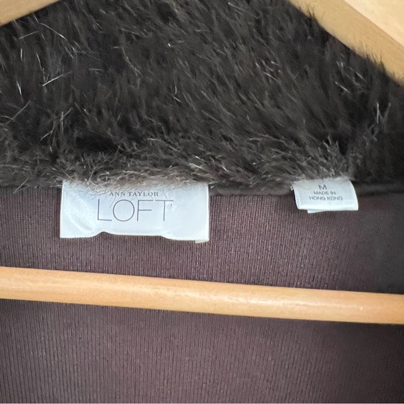 Ann Taylor Loft faux fur collar brown cardigan, size medium - Picture 3 of 4